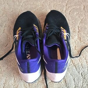 Size 6 Nike tennis shoes.  RAVENS NFL